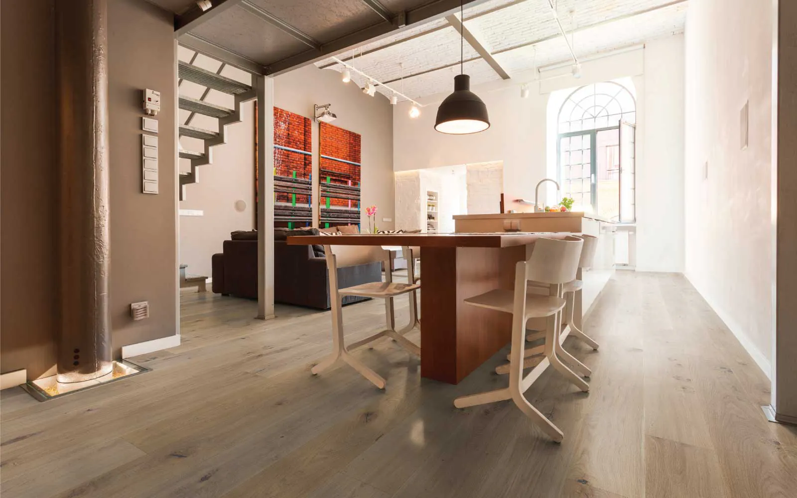 Viking Urban Rustic Shoreline White Oak hardwood flooring 7½″ wide